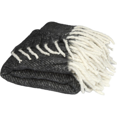 Solid Black - Lifestyle - Floso Dolly Recycled Polyester Recycled Blanket